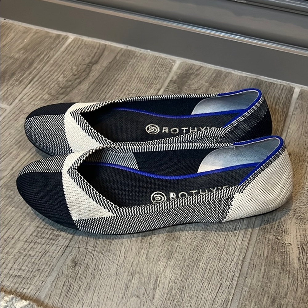 Rothy's Black & Cream Knit Flats